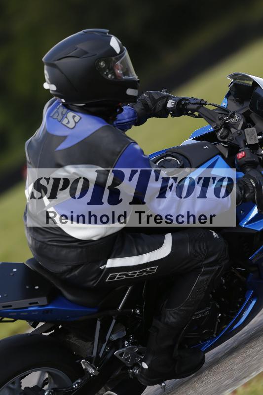 /Archiv-2024/29 12.06.2024 MOTO.CH Track Day ADR/Gruppe blau/21